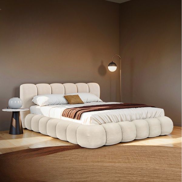 Лежај Теди во спална соба